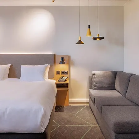 The Hague - By Ihg