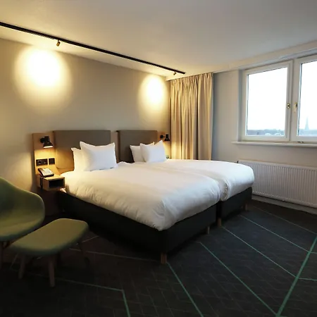 The Hague - By Ihg