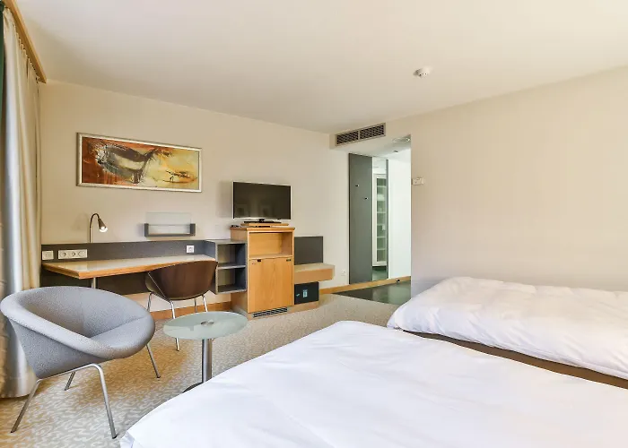 Hotel The Hague - By Ihg 4*