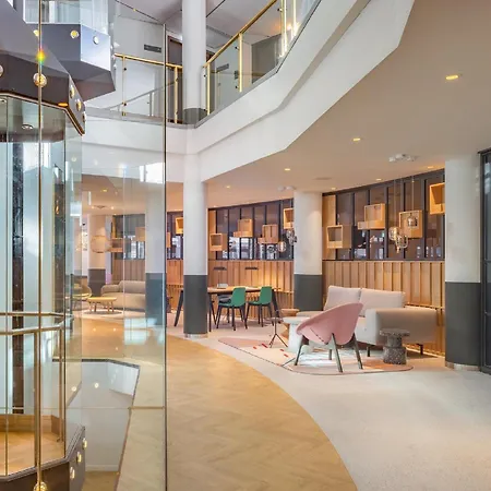 The Hague - By Ihg 4*