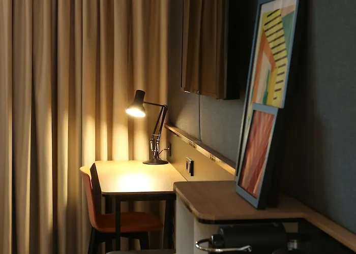 Отель The Hague - By Ihg Ворбюрг