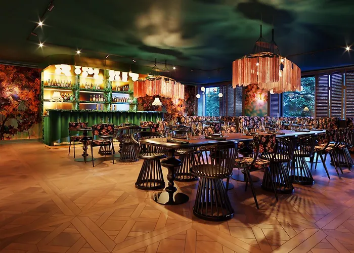 The Hague - By Ihg Отель 4*