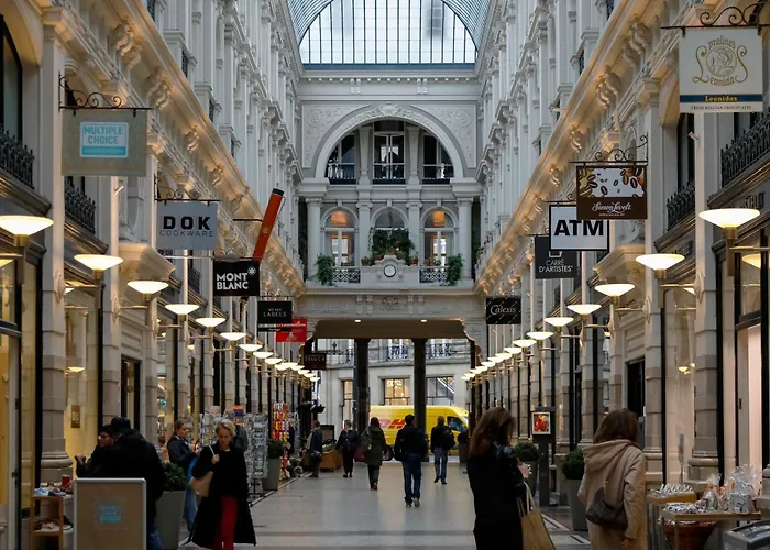 Отель The Hague - By Ihg Ворбюрг