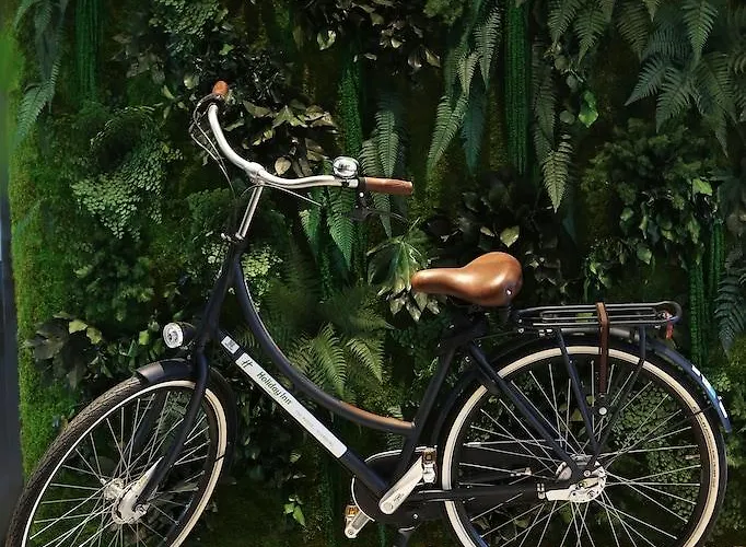 The Hague - By Ihg Отель 4*